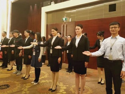 服務傳遞溫度，禮儀提升績效
