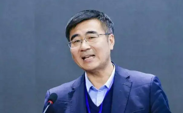 孫富春 清華大學(xué)計(jì)算機(jī)科學(xué)與技術(shù)系教授、博士生導(dǎo)師